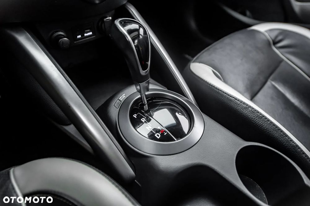 Hyundai Veloster 1.6 Turbo Automatik Premium - 31