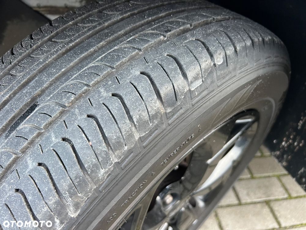 Kia Sportage 1.6 GDI 2WD Black Edition - 36