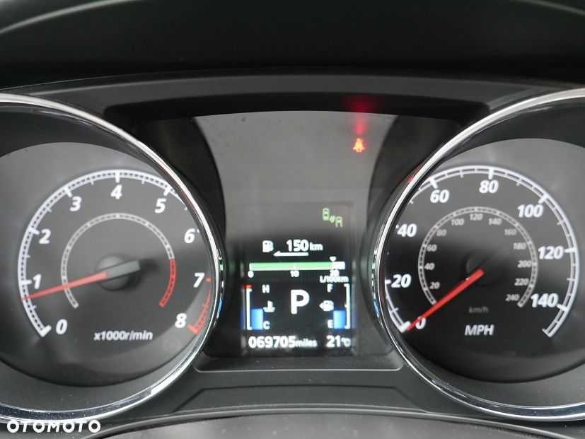 Mitsubishi Outlander 2.0 4WD CVT Top - 23