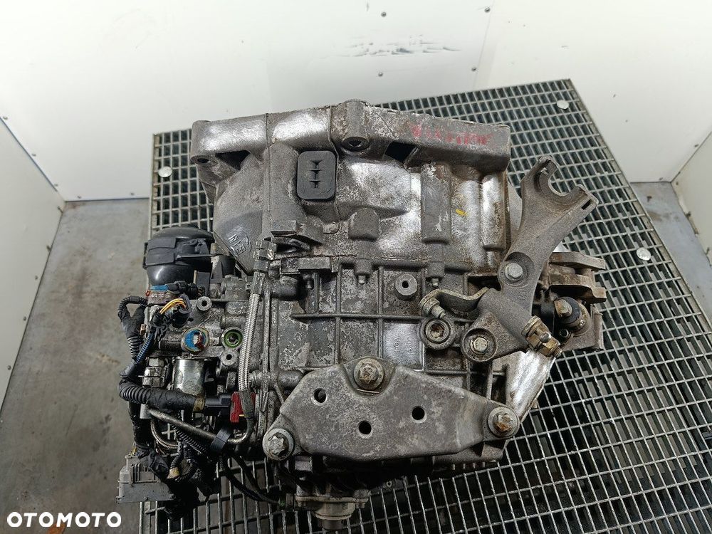 SKRZYNIA BIEGÓW ALFA ROMEO GIULIETTA C633.6.35.19 55236536 2.0 JTDM - 5