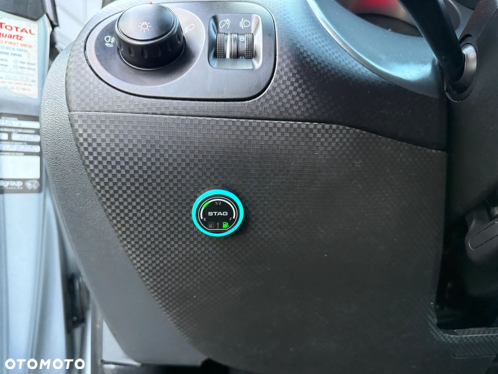 Seat Toledo 1.6 Stylance - 29