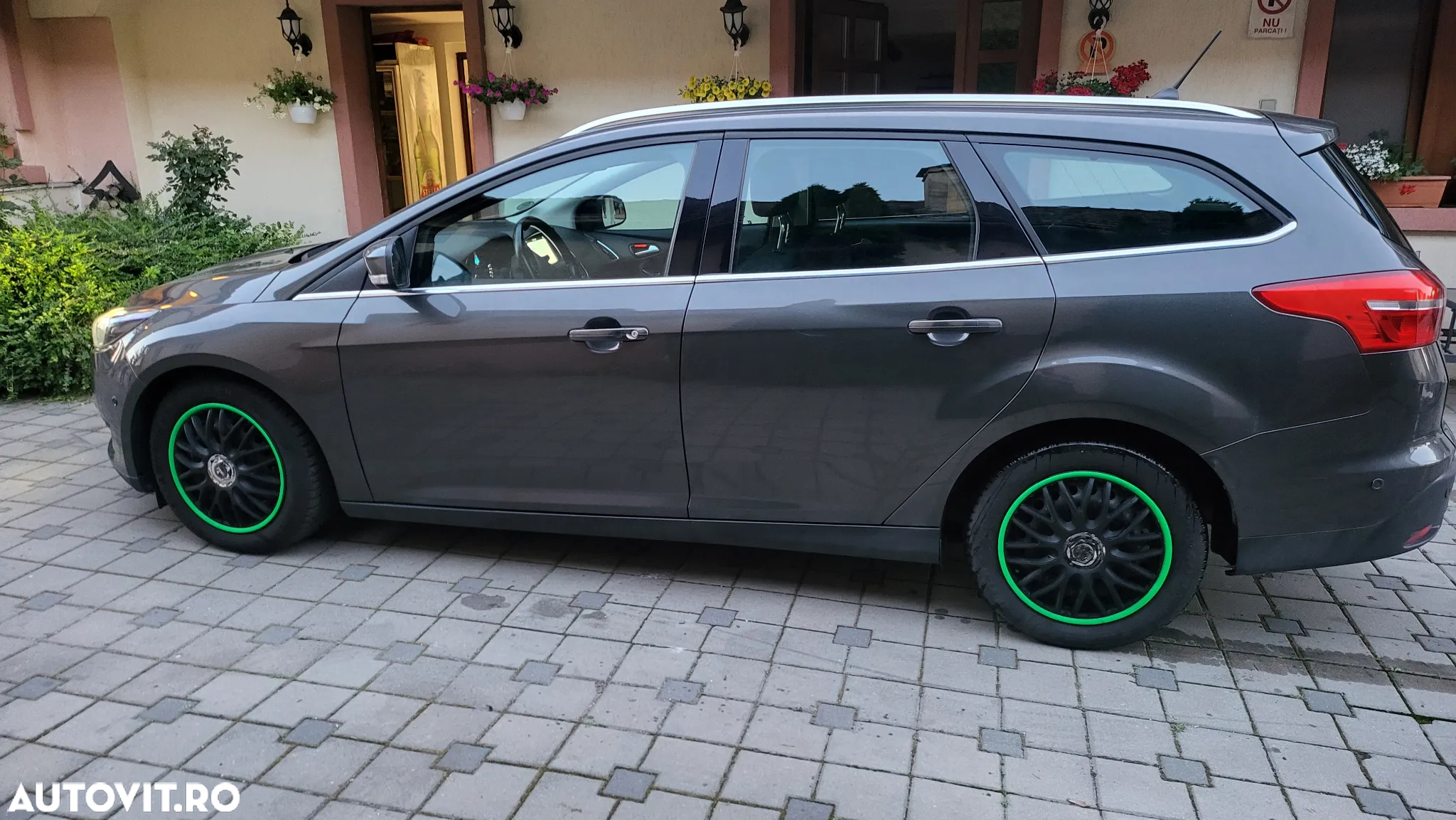 Ford Focus 2.0 TDCi DPF Aut. Titanium - 17