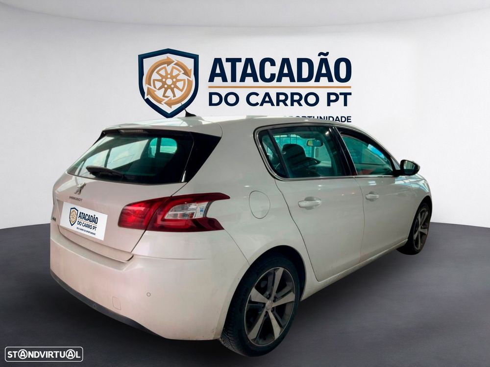 Peugeot 308 - 8