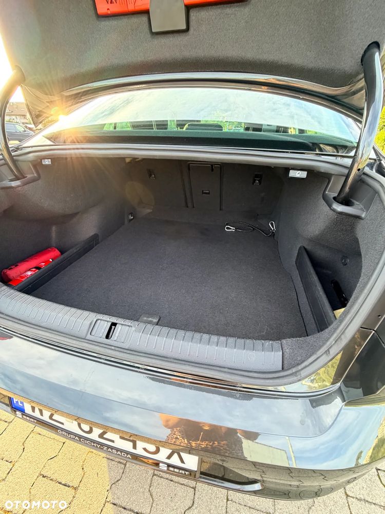 Volkswagen Passat 2.0 TDI SCR Comfortline DSG - 17