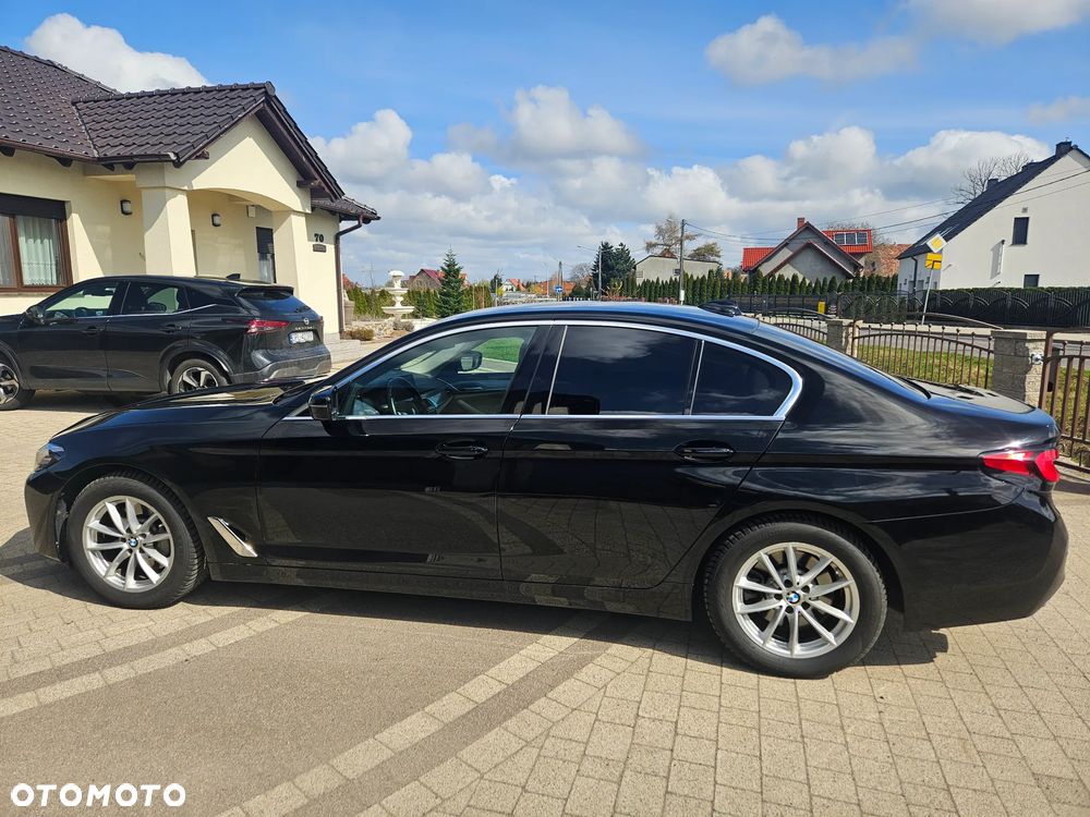 BMW Seria 5 530i GPF xDrive - 2