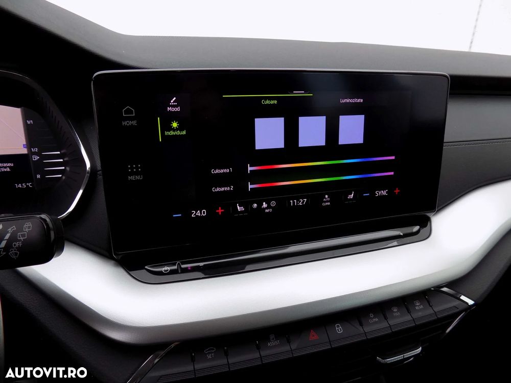 Skoda Octavia Combi 2.0 TDI DSG Ambition - 19