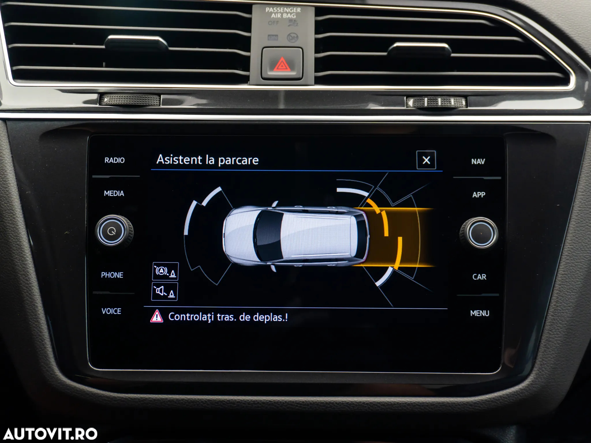 Volkswagen Tiguan 2.0 TDI SCR DSG R-Line - 38