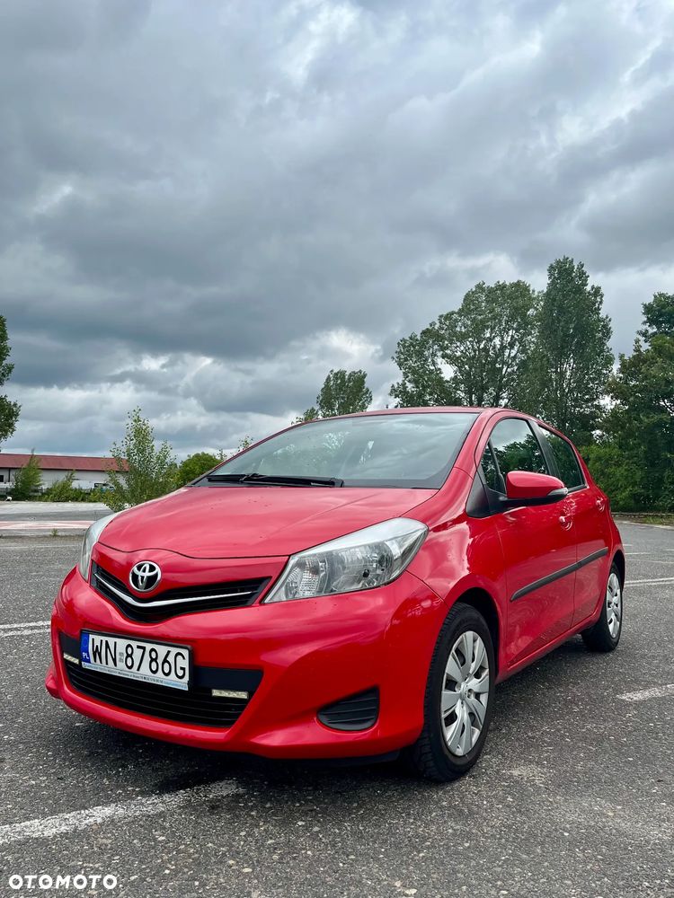 Toyota Yaris 1.33 Premium - 2