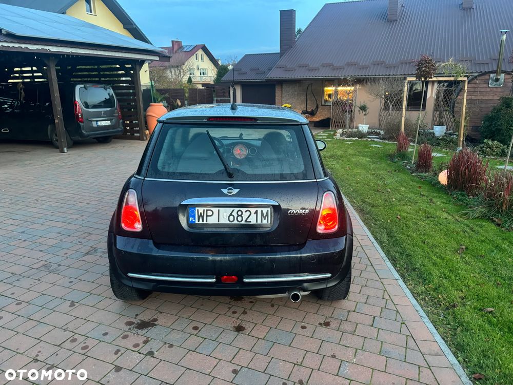 MINI Cooper Standard - 3