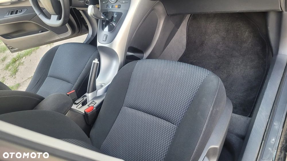 Toyota Auris 1.4 D-4D Premium MM - 31