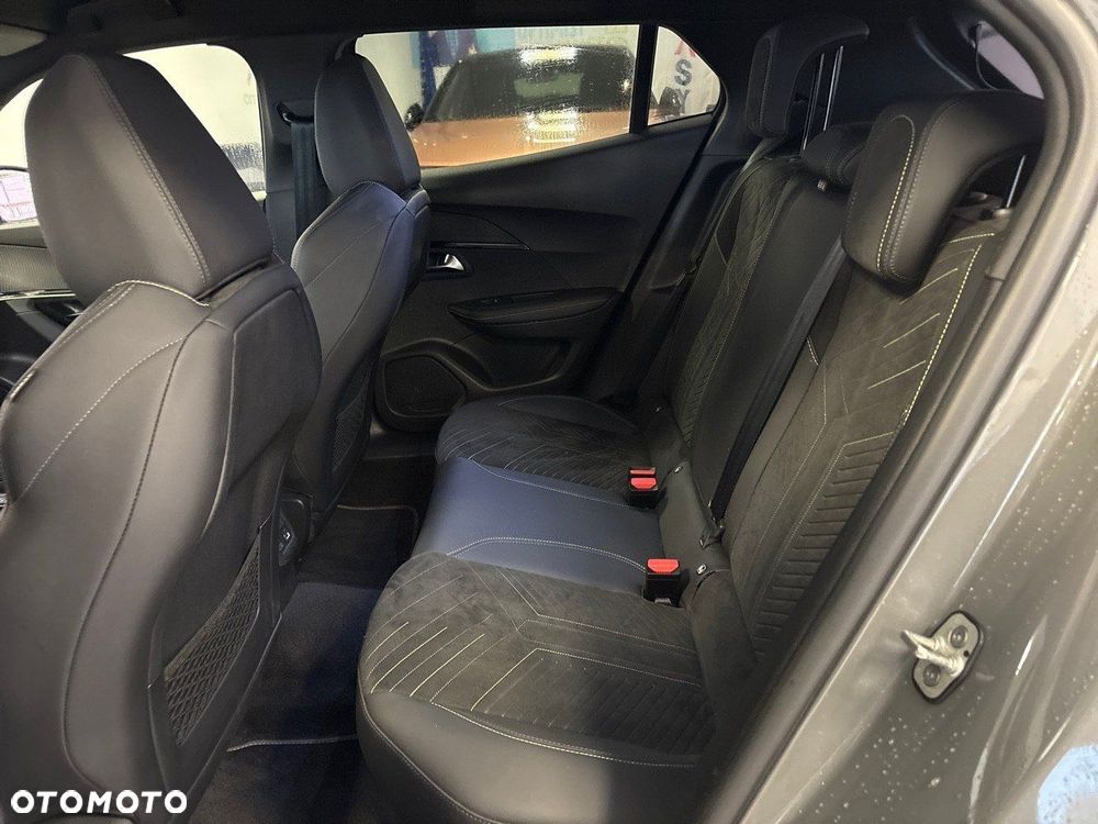 Peugeot 2008 1.2 PureTech GT S&S EAT8 - 10