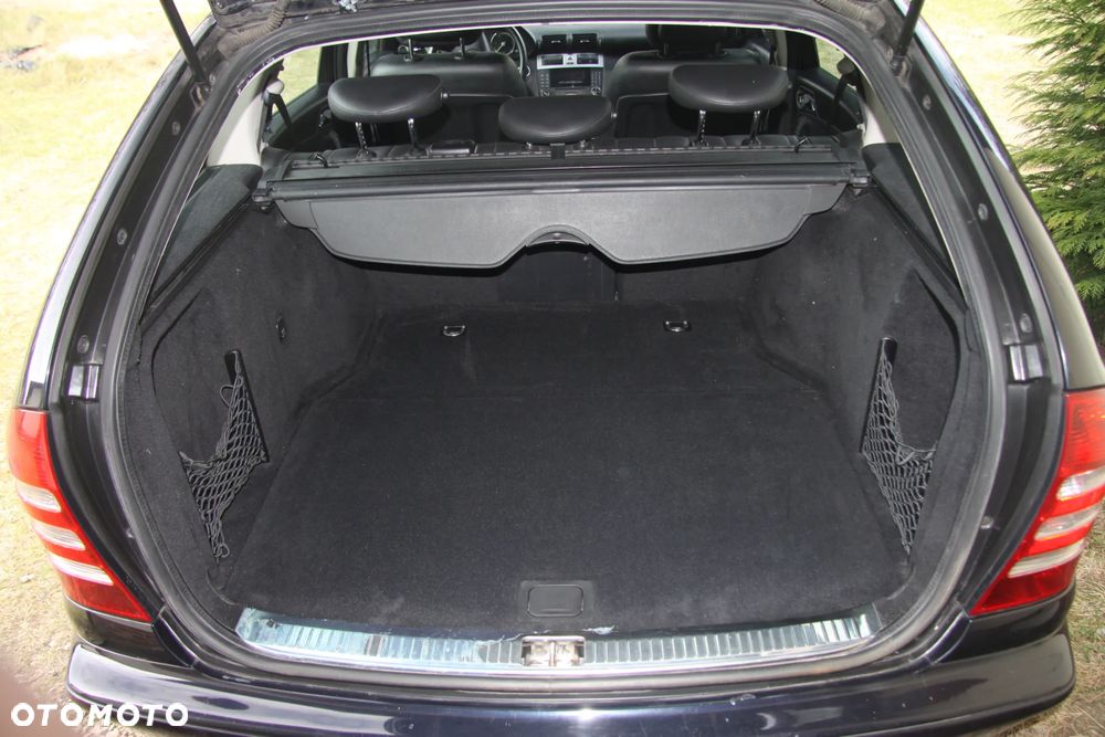 Mercedes-Benz Klasa C 200 CDI Classic Sport Edition - 22