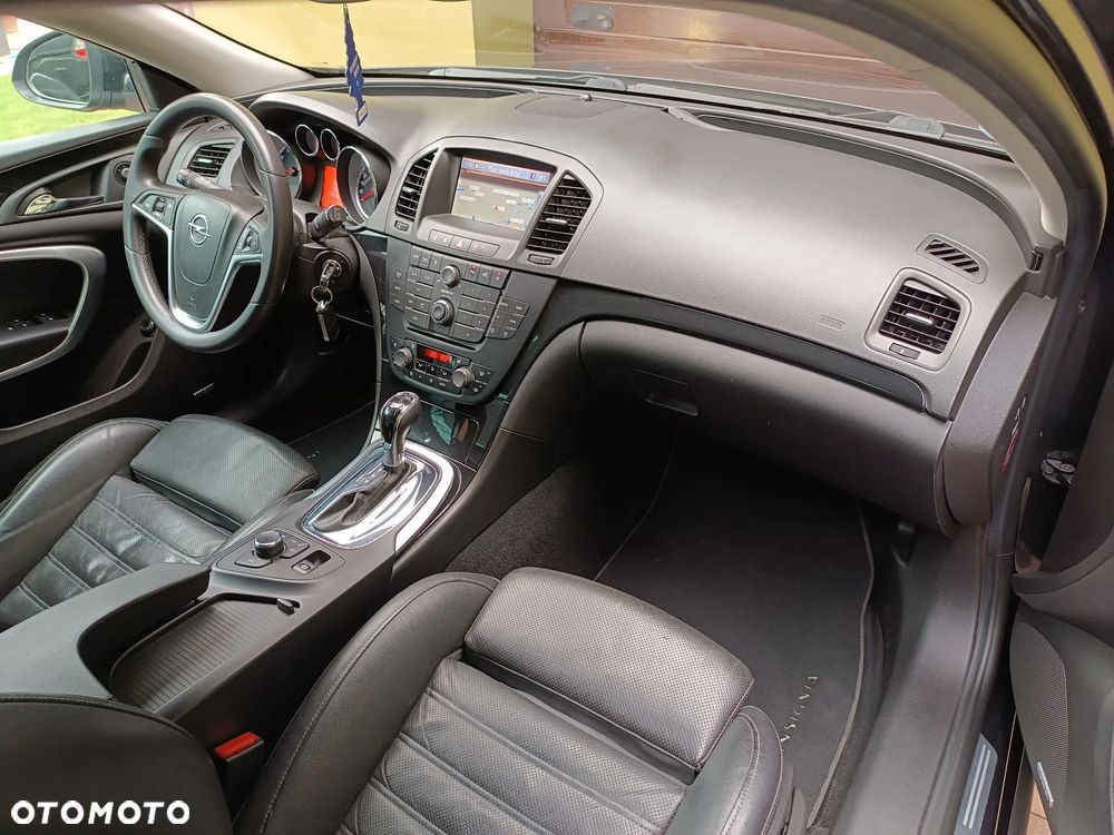 Opel Insignia 2.8 V6 Turbo 4x4 Automatik Cosmo - 14