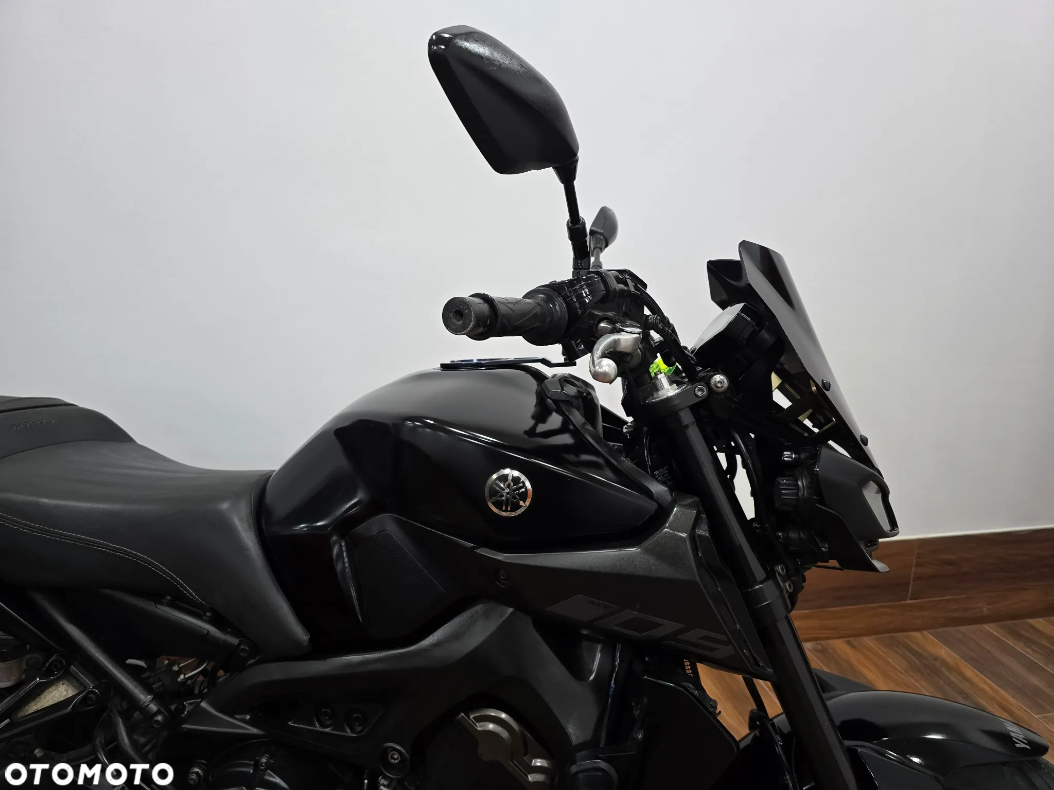 Yamaha MT - 33