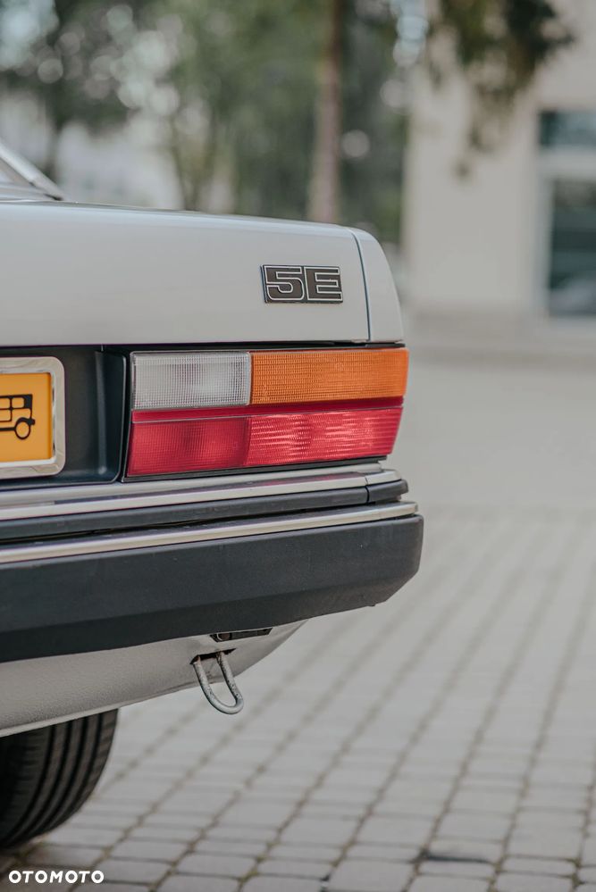 Audi 200 - 15