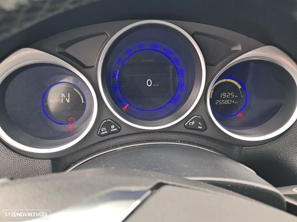 Citroën DS4 1.6 e-HDi So Chic CMP6 - 4