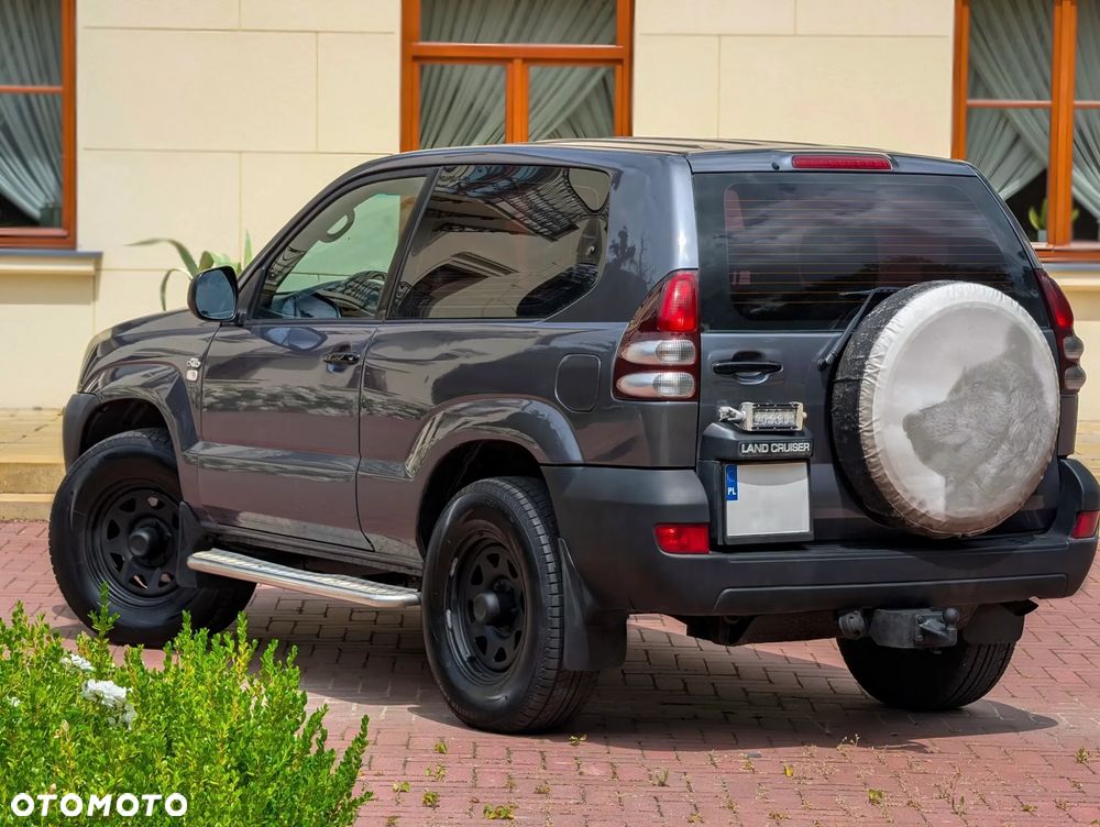 Toyota Land Cruiser - 2