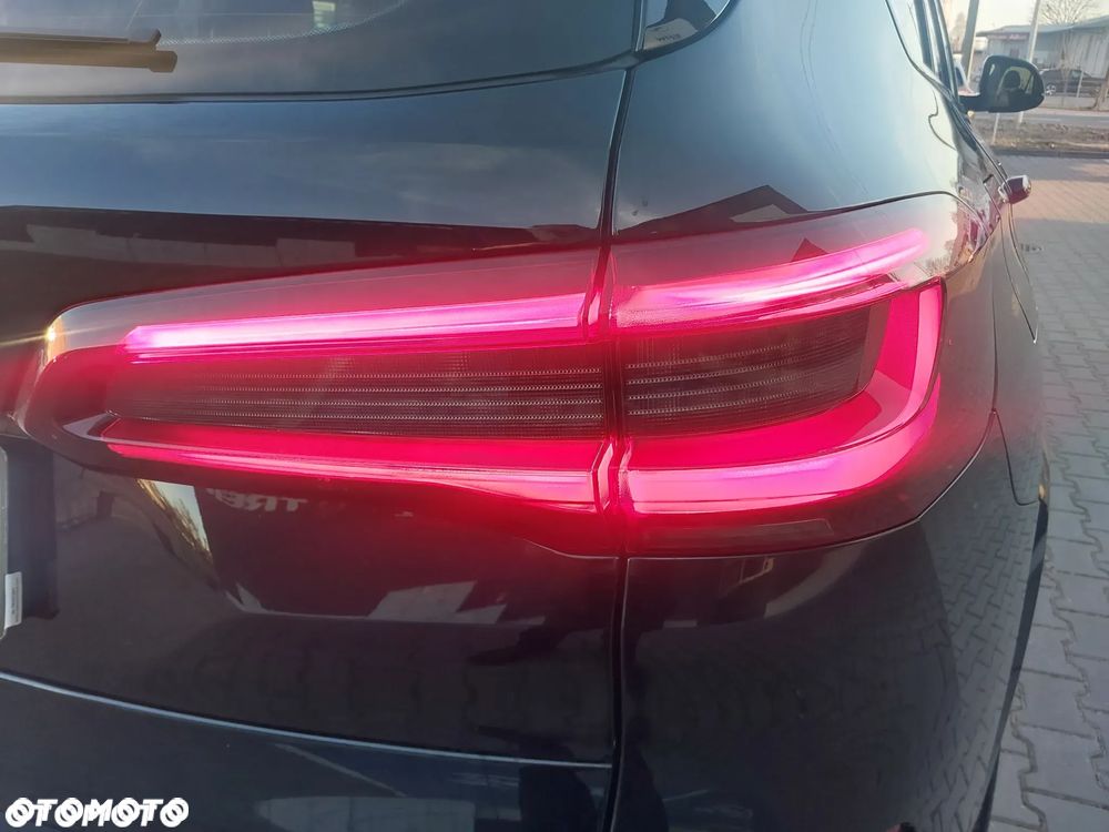 BMW X5 xDrive30d sport - 35