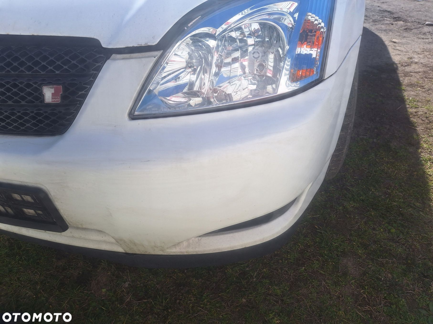 TOYOTA COROLLA E12 02-03 ZDERZAK PRZÓD 040 - 3