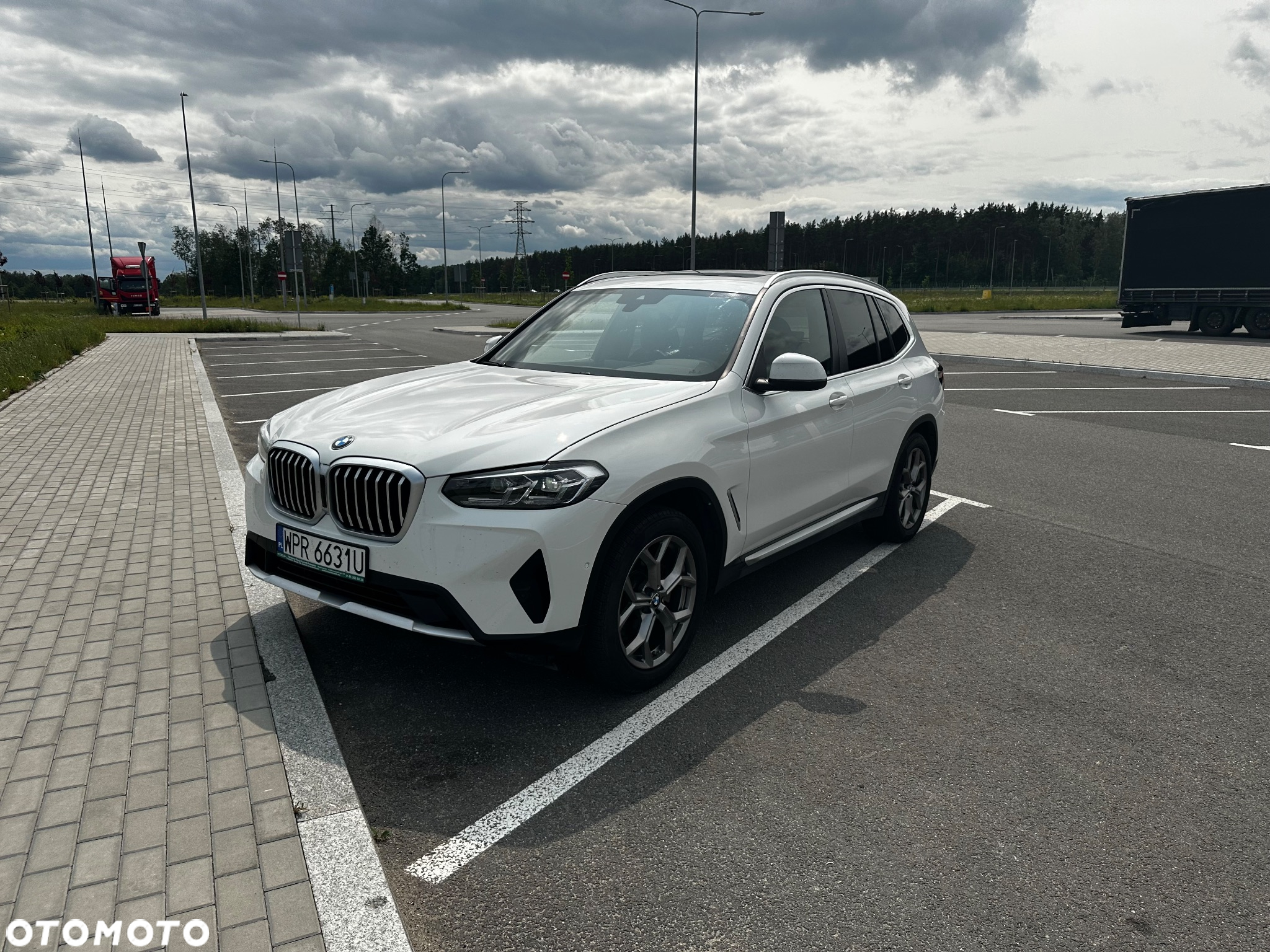 BMW X3 xDrive30i Advantage - 9