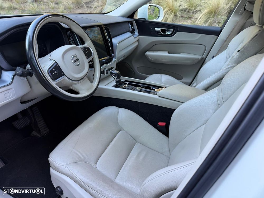 Volvo XC 60 2.0 D4 Momentum AWD Geartronic - 13