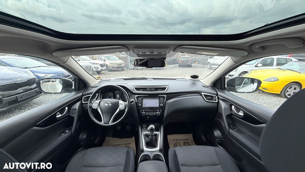 Nissan Qashqai 1.6 DIG-T N-Connecta - 10