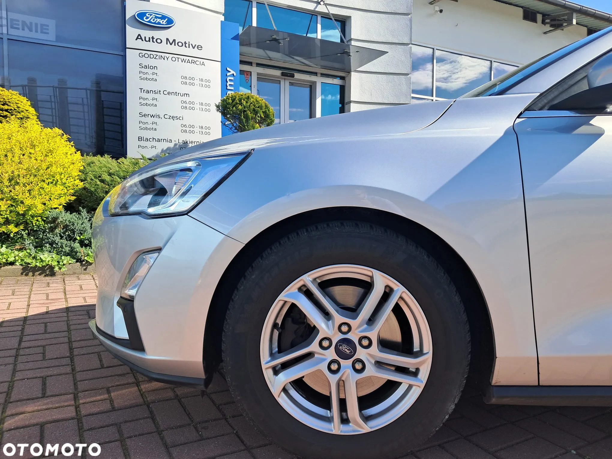 Ford Focus 1.5 TDCi SYNC Edition - 28