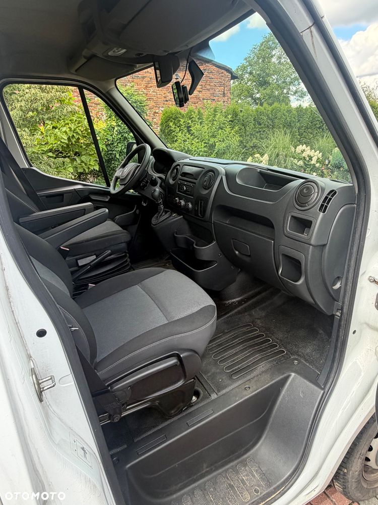 Renault Master - 18