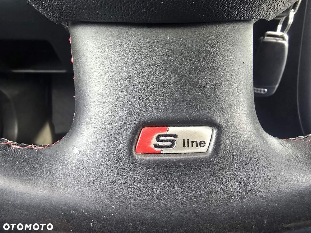 Audi A4 Avant 2.0 TDI DPF quattro - 32