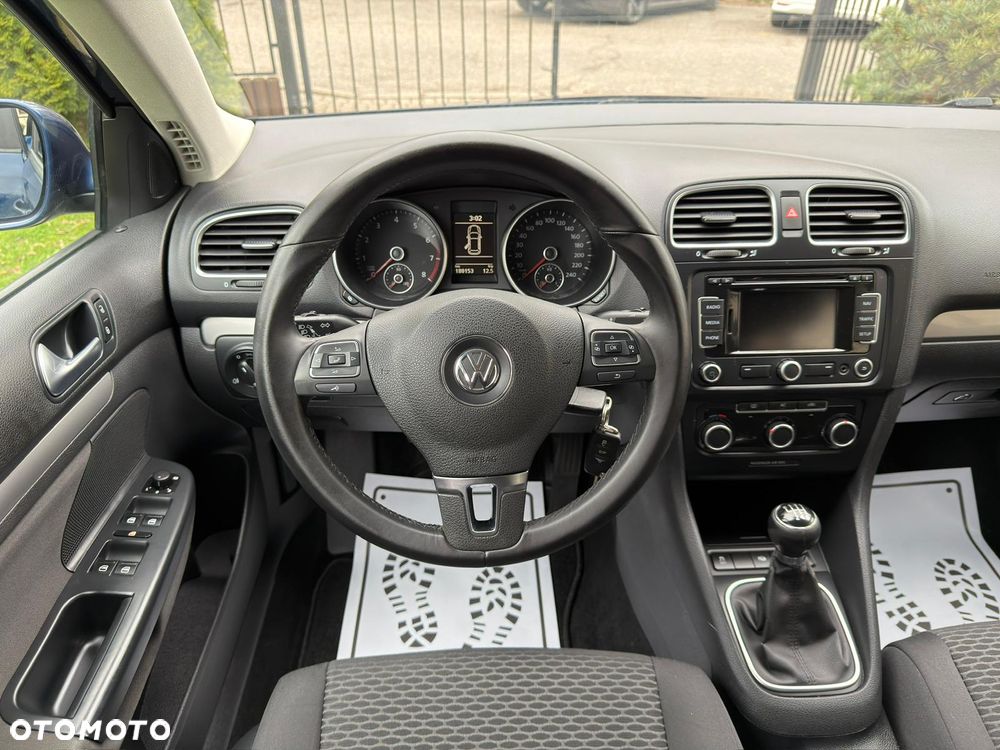 Volkswagen Golf - 30