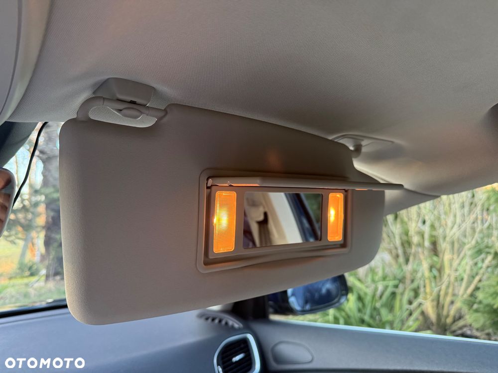 Volvo V40 D4 Ocean Race - 21