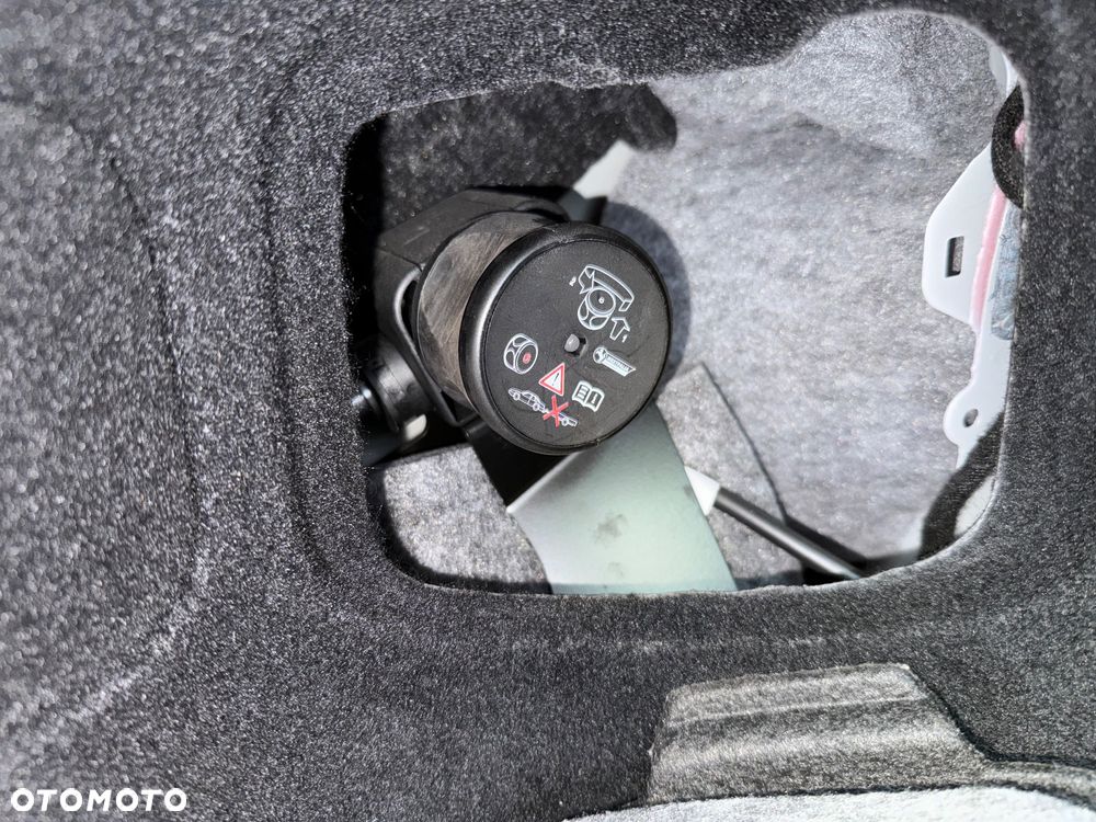 Mercedes-Benz CLA 180 7G-DCT Peak Edition - 39