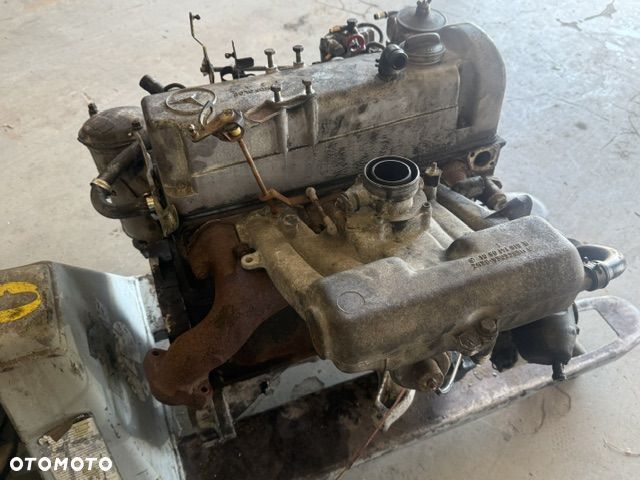 SILNIK MERCEDES BENZ W123 240D  1983 - 6