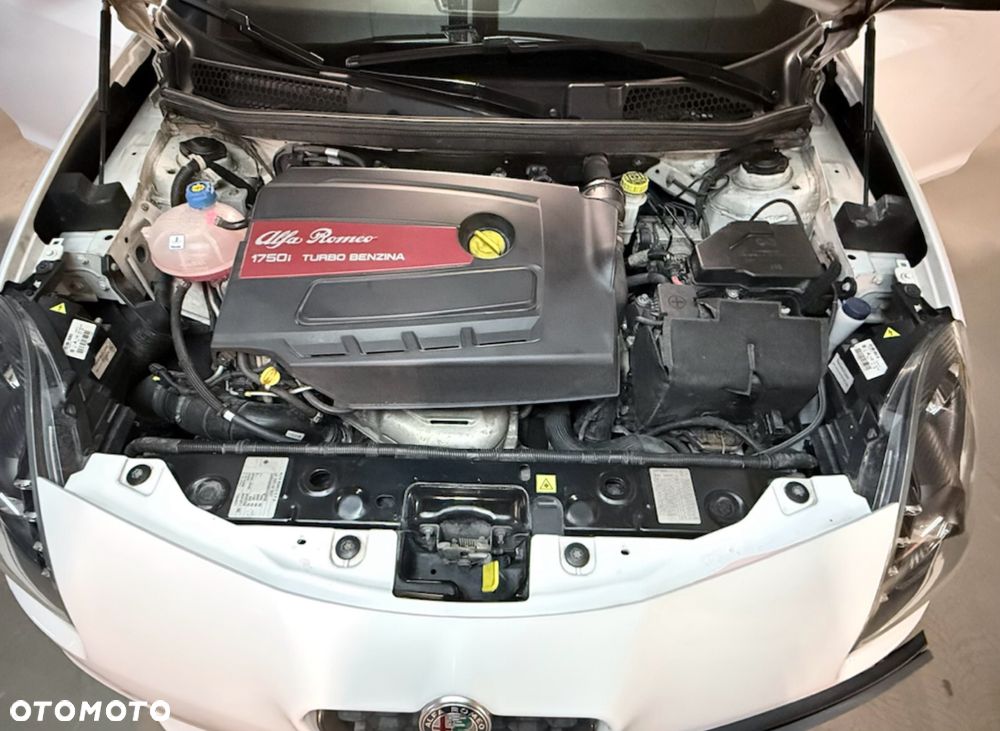 Alfa Romeo Giulietta 1750 TBi Veloce TCT - 14