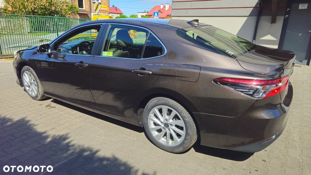 Toyota Camry 2.5 Hybrid Comfort CVT - 3