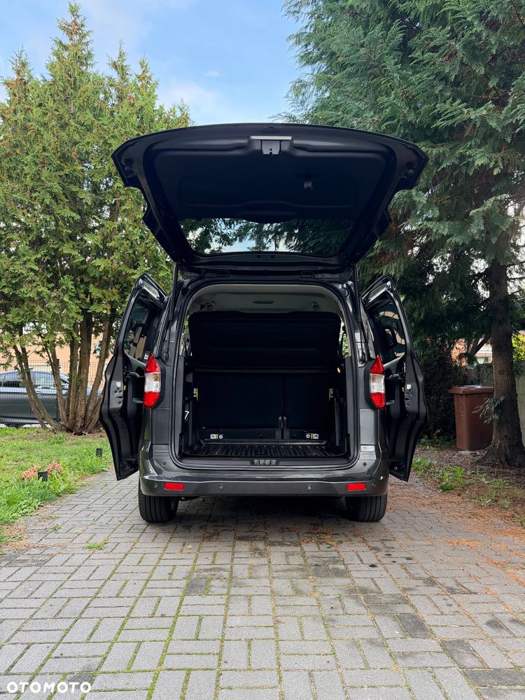 Ford Tourneo Courier 1.0 EcoBoost Titanium - 12