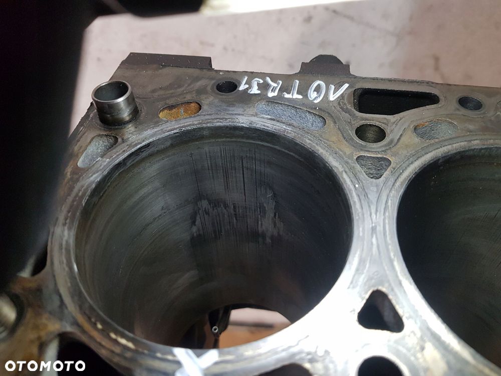 blok silnika 6c1q-6015-ad transit jumper ducato 2.2hdi 4hv 10trj1 - 10
