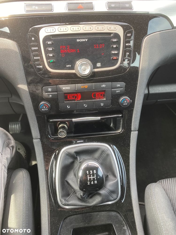 Ford S-Max 2.0 Titanium - 15