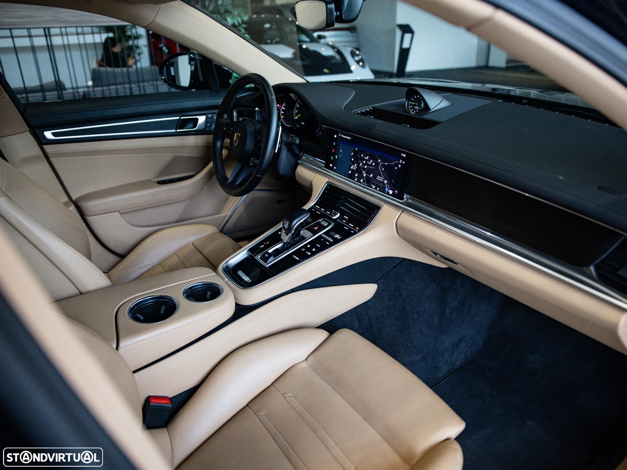 Porsche Panamera Sport Turismo 4 E-Hybrid Platinum Edition - 41