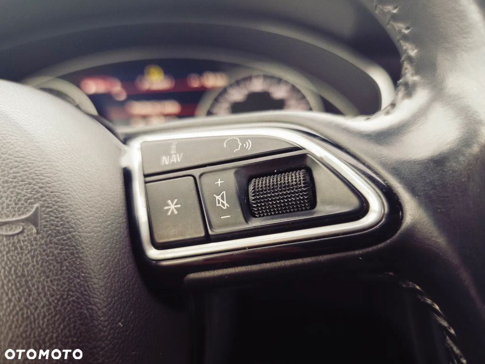 Audi A6 Avant 3.0 TDI Quattro S tronic - 28