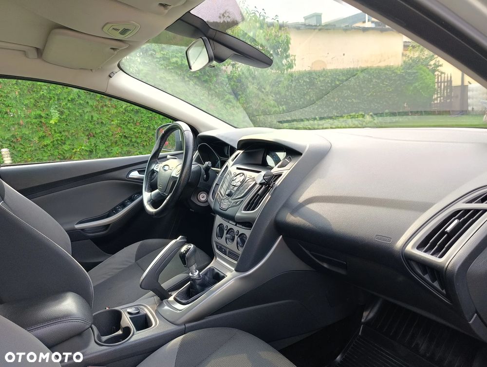 Ford Focus - 11