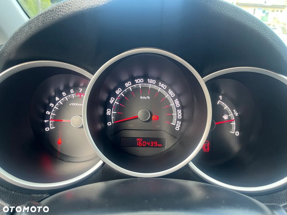 Kia Venga 1.4 Business Line - 19