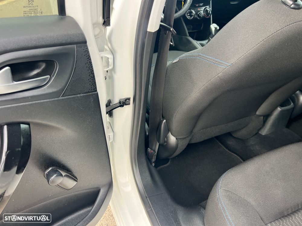 Peugeot 208 1.2 PureTech Style - 36