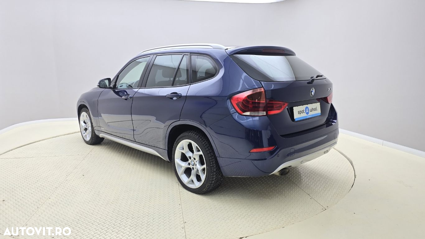 BMW X1 xDrive18d - 8