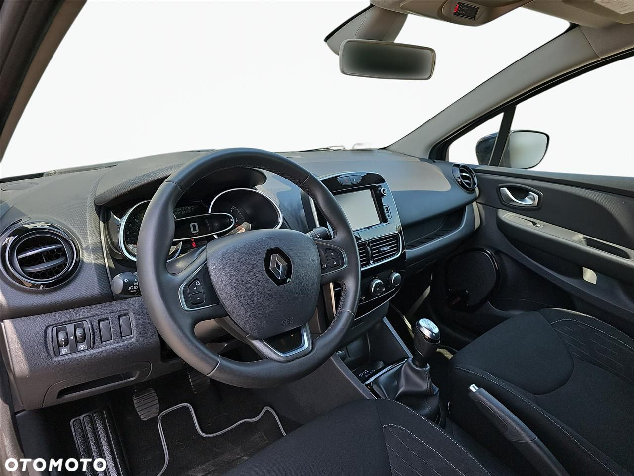 Renault Clio 1.2 16V Limited - 10