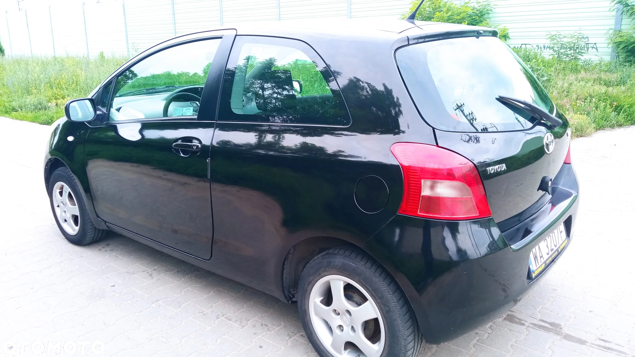 Toyota Yaris 1.0 Terra - 5