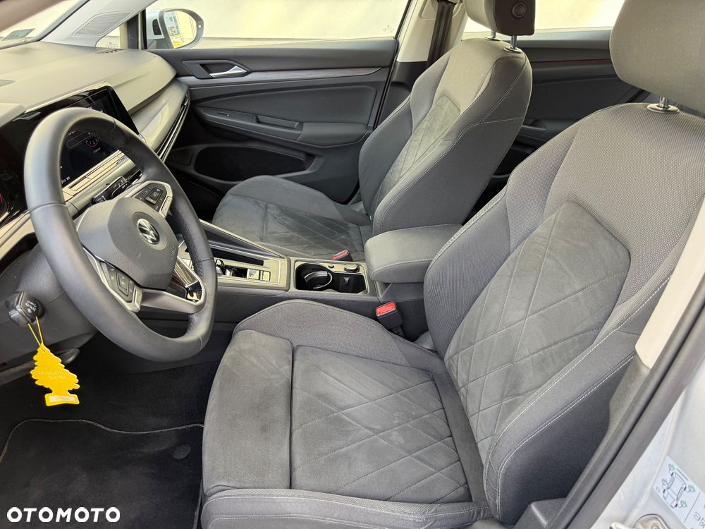 Volkswagen Golf VIII 1.4 TSI Plug-In Hybrid Style DSG - 24