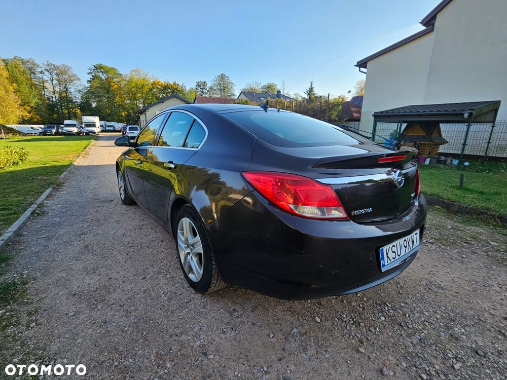 Opel Insignia - 8