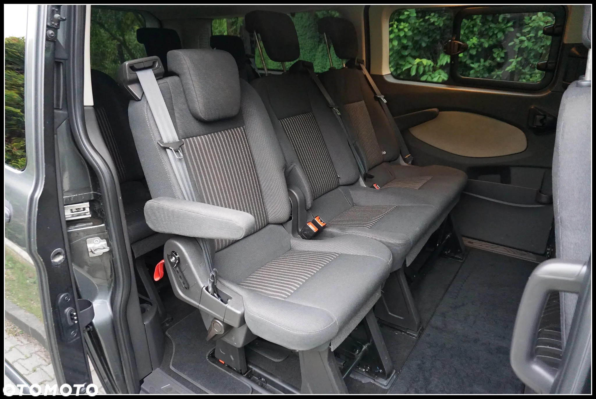 Ford Tourneo Custom 2.0 TDCi L2 Titanium - 10