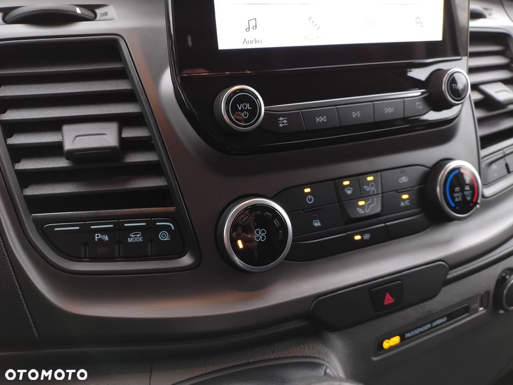Ford Transit Custom - 25